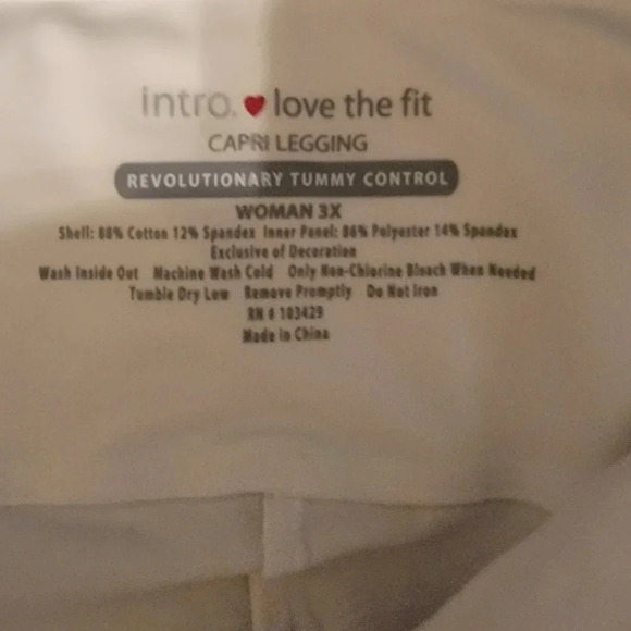 Plus size Capri leggings - Picture 3 of 3